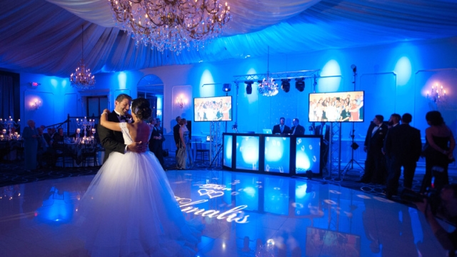 Spinning Memories: Unveiling the Art of the Wedding DJ