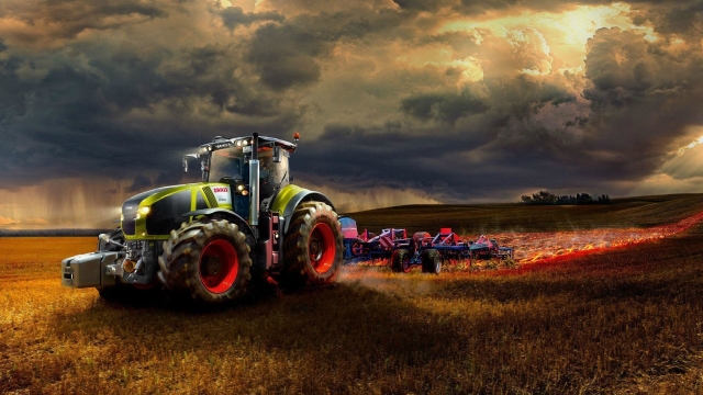 The Mighty Dutch Machine: Exploring the Power of the Holland Tractor