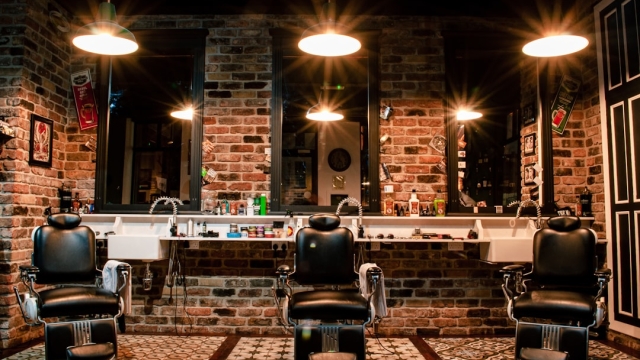 Chop It Like It’s Hot: The Ultimate Barber Shop Experience in Vancouver