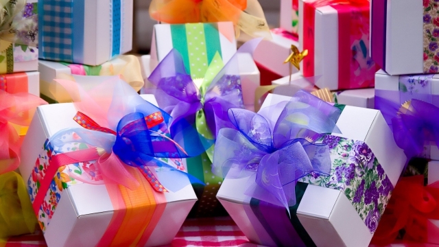 The Art of Gifting: Unwrap Joy with Thoughtful Surprises